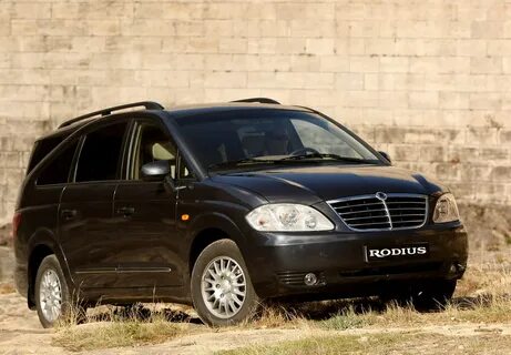 Ssangyong rodius
