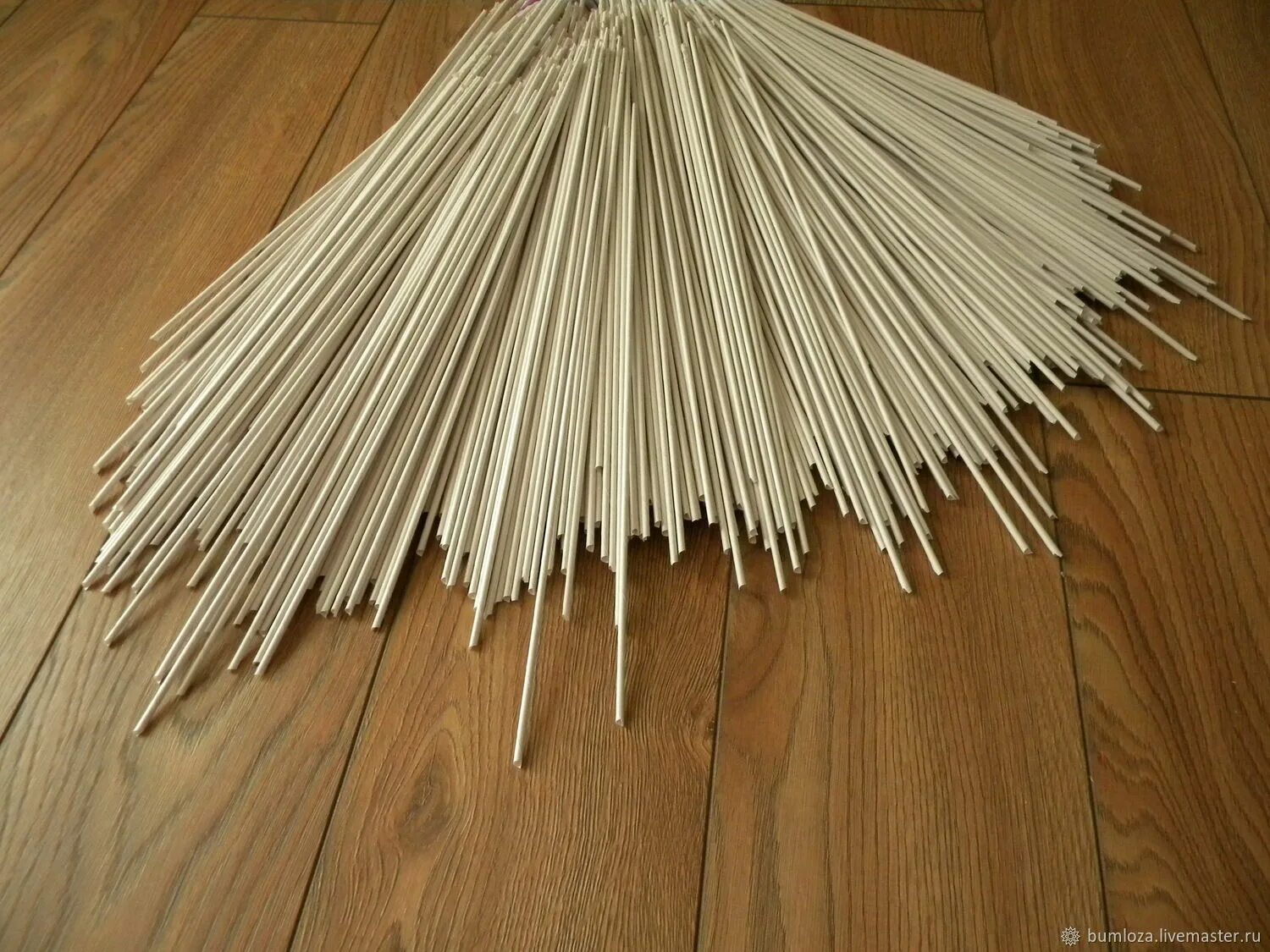 бумага в трубочку. бумага для трубочек для плетения. бумага для бумажной лозы. бумажная лоза. бумажная лоза палисандр.