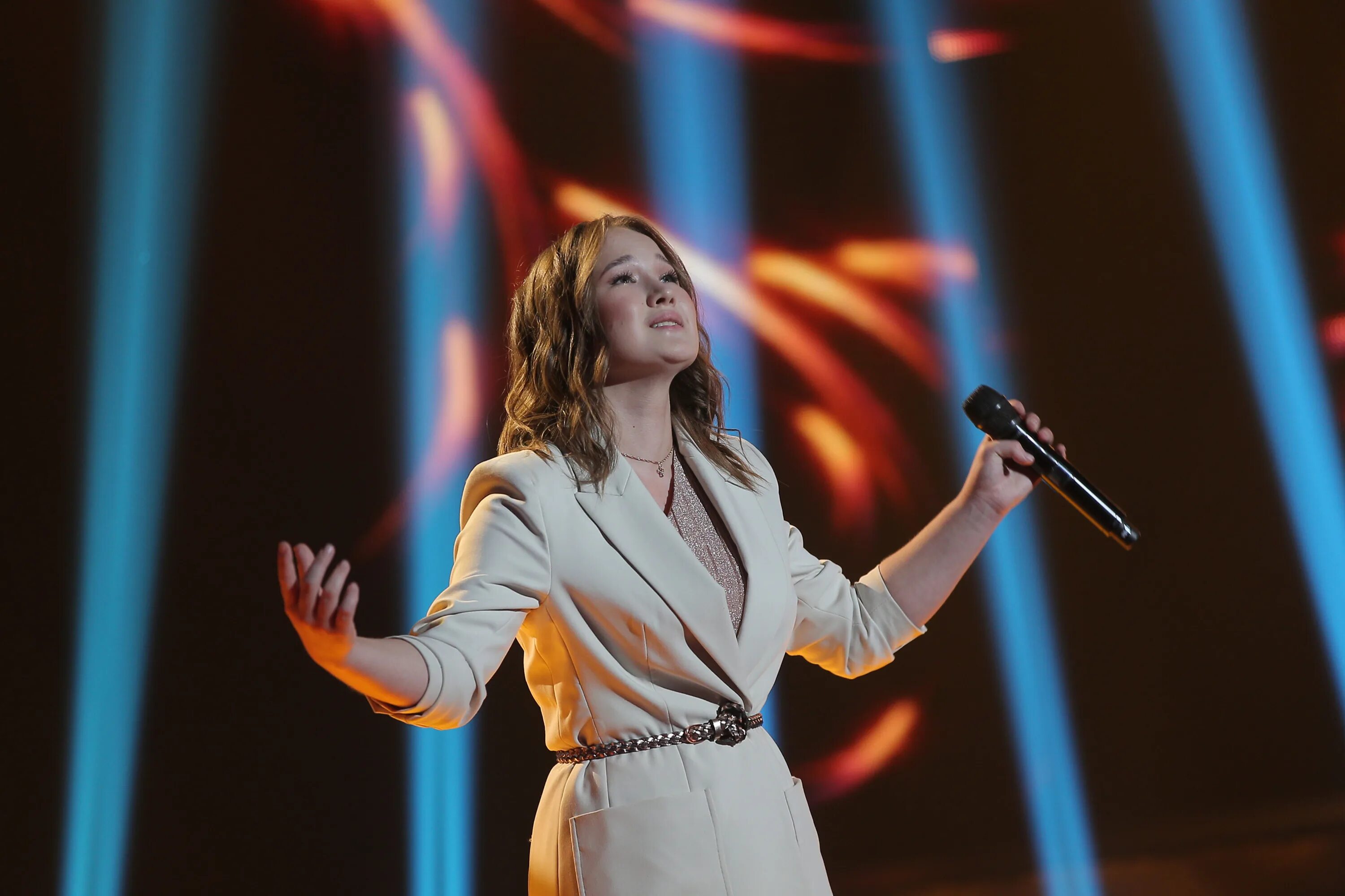 диана анкудинова 2018. дети шоу ты супер. ты супер таисия комарова выступление. саша филатова певица. ты супер 2021 дети.