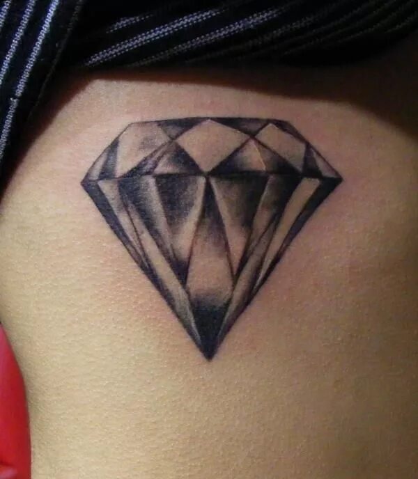 Тату кристалл. Тату алмаз. Тату алмаз на руке. Diamond tattoo. Diamond tattoo.