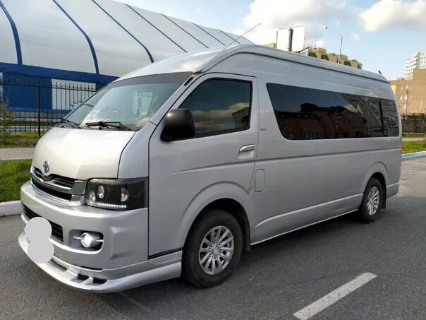 Тойота микроавтобус москва. Toyota Hiace 2003. Микроавтобус Лексус Хайс. Тойота Хайс микроавтобус 2003. Микроавтобус Тойота 2007г.