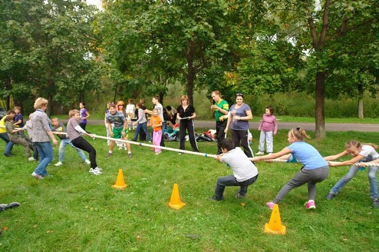 Перетягивание каната. Перетягивание каната соревнования. Перетягивание каната спорт. Конкурс канат. Конкурс канат.