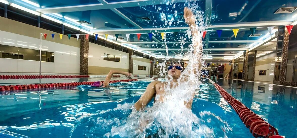 Sport life спб. Фитнес клуб спортлайф Санкт Петербург. Бассейн спортлайф Варшавский. Хамам спортлайф. Спортлайф Лиговский бассейн.