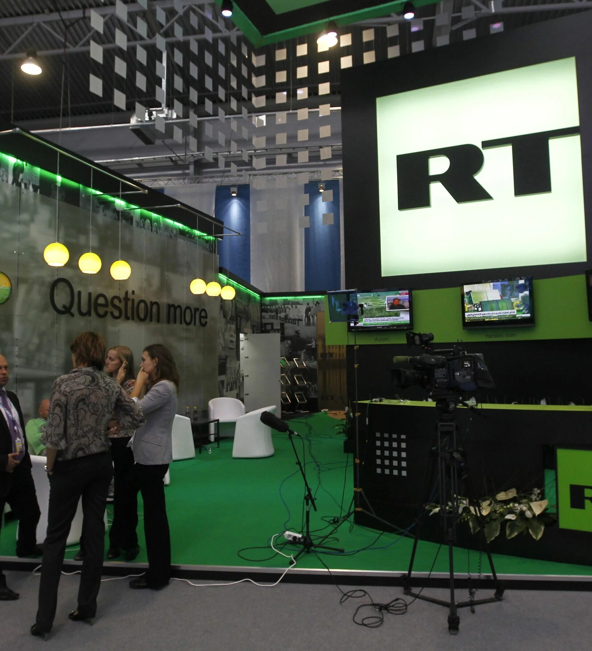 Канал раша тудей. Офис раша тудей. Новости сегодня на rt. Новости сегодня на rt. Раша тудей студия.