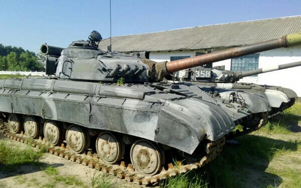 Купить т 64. Т64 танк. Т-64б. Т 64. Танк т-64бвк.