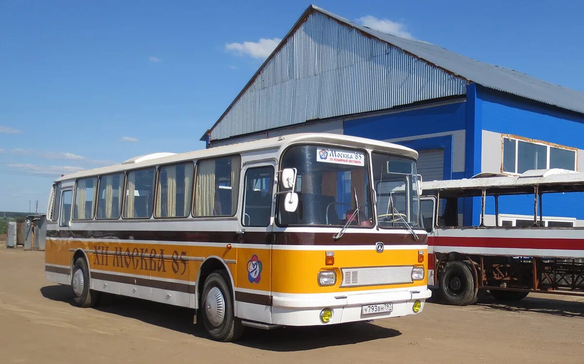 ЛАЗ 699. ЛАЗ 699 турист. Автобус ЛАЗ 699 турист. Дизельный ЛАЗ-699.