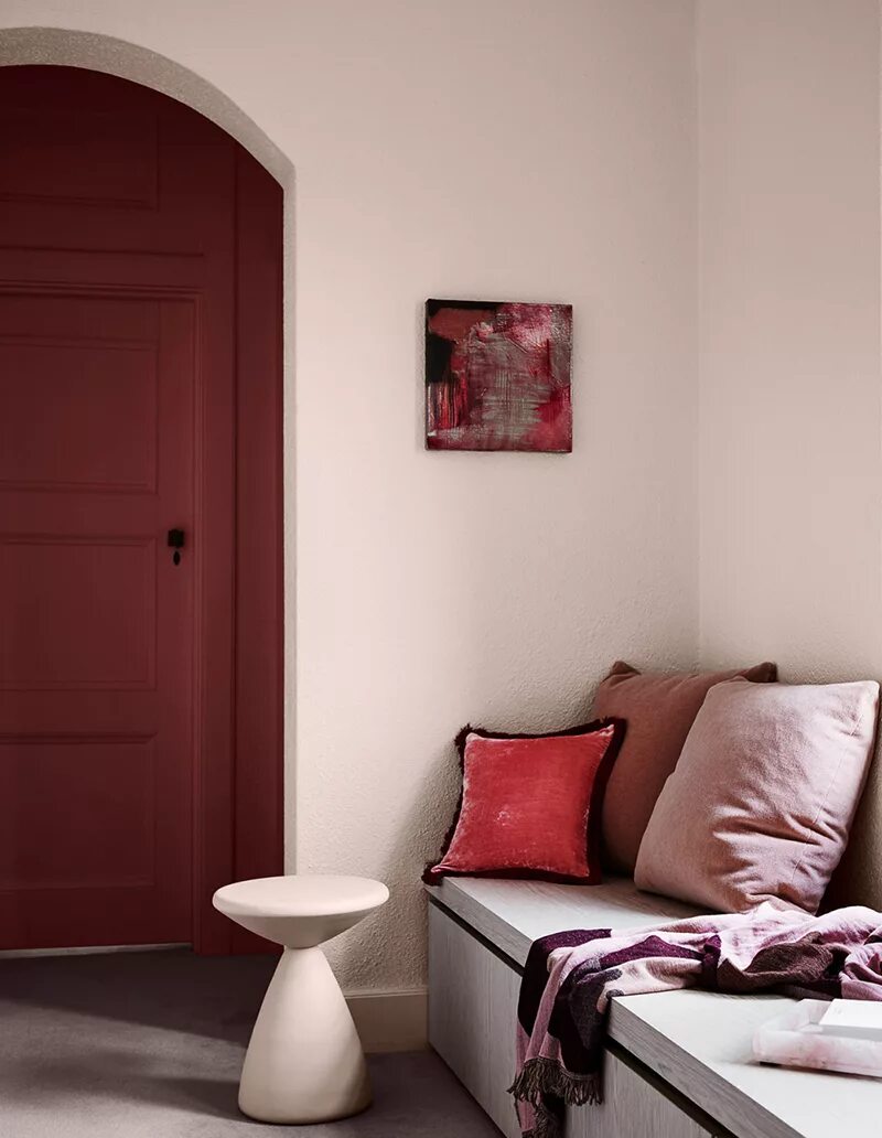 Популярные цвета стен. Цвет марсала Dulux. 2021 Color trends in Interior Dulux Paint. Dulux пряный мед. Dulux blush Pink.