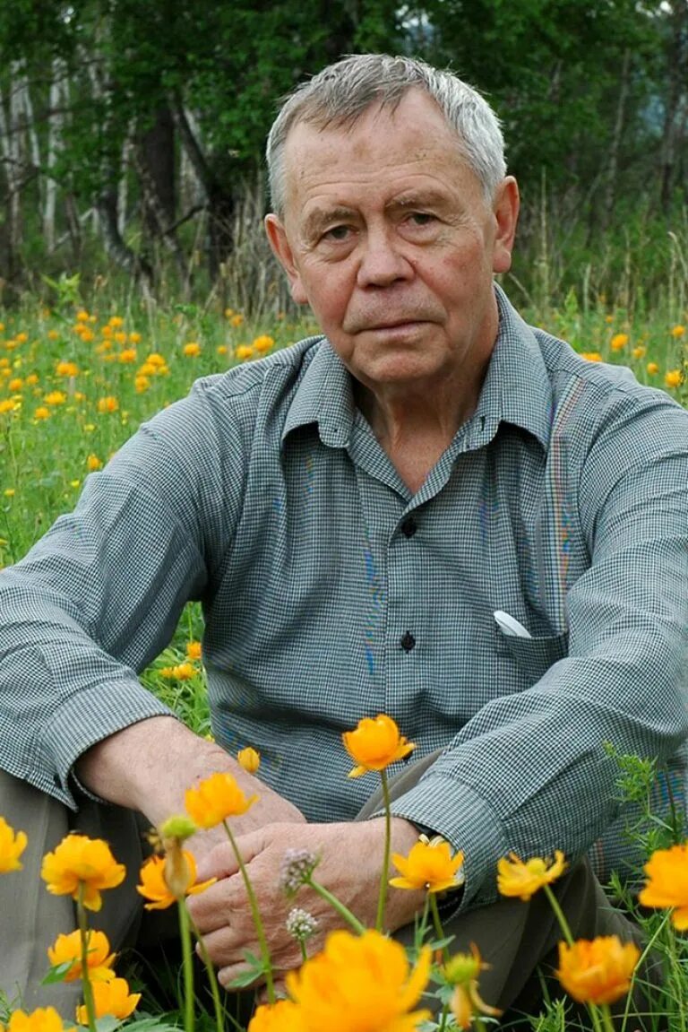 Писатель 85 лет. Распутин валентин григорьевич. валентин распутин писатель. валентин григорьевич распутин 2015. валентин распутин портрет.