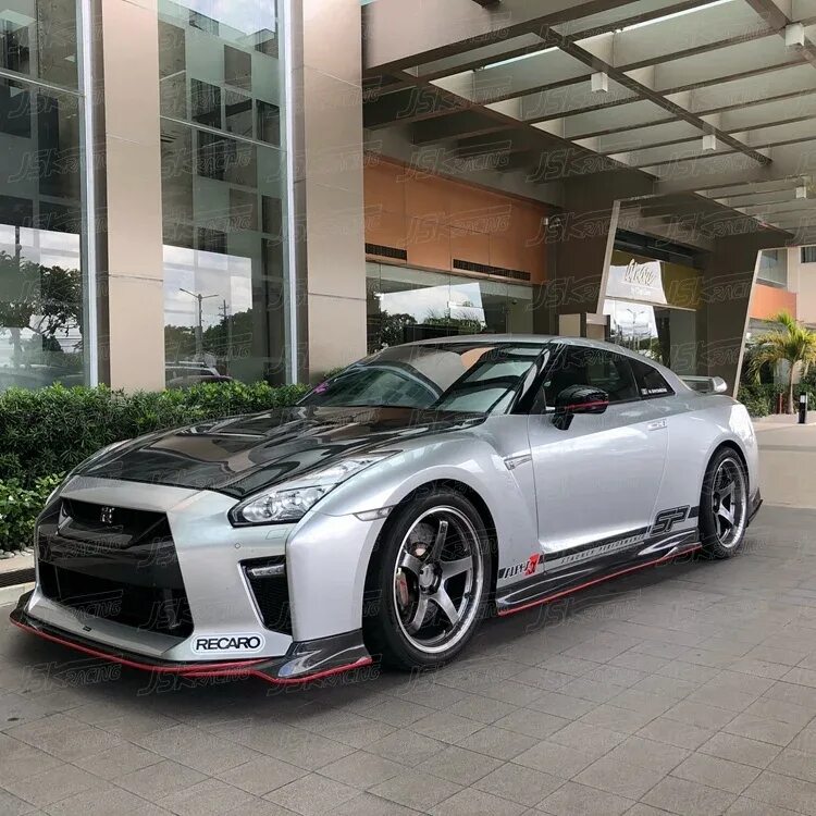 Gt r купить. Nissan GTR 35. Nissan GTR Nismo 2017. Nissan GTR 35 Nismo. Nissan GTR r35 2017.