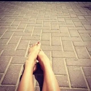 Леры ногу