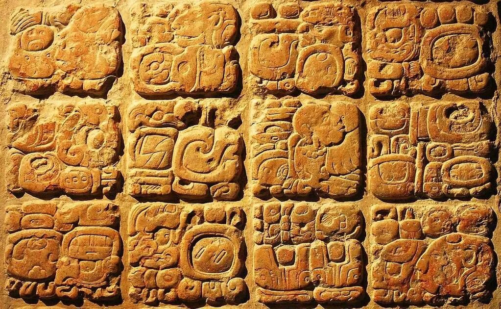 Maya script. Письменность ацтеков. Доколумбовая Америка Майя письменность. Ацтеки письменность письм. Древний язык Майя.