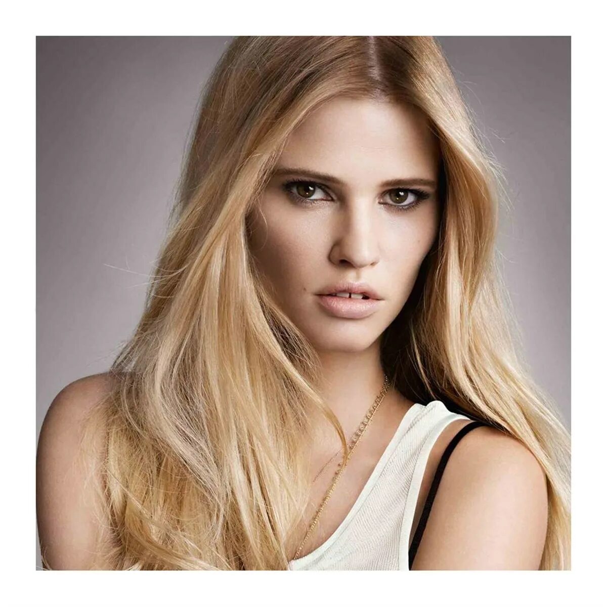 Модель лореаль. Loreal модели. модель лореаль блондинка.