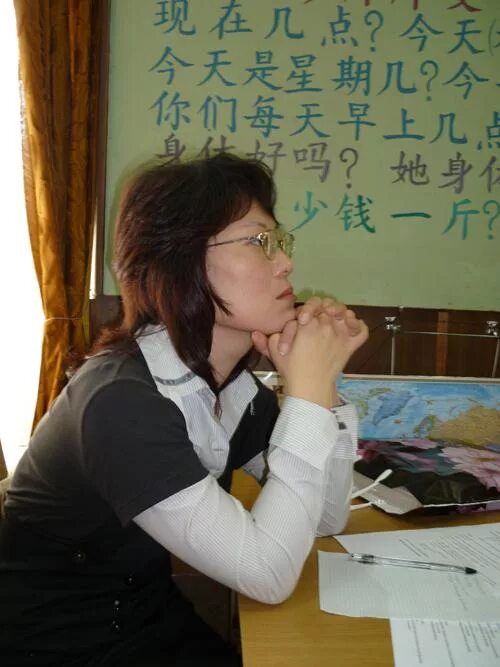 учителя в японии. "се учительница" (южная корея, 2006). учитель японского языка. учитель китаянка. китайская учительница.