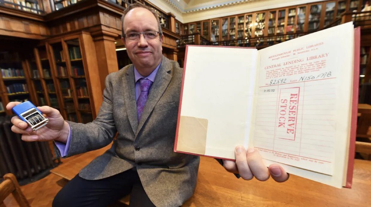 Those books return to the library. Those books return to the library