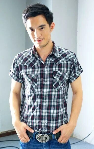 Adro, btwrks - enchanted. Tangerine dream 1979. Milonogiannis - old city blues. Archie kelly. Peter nights.