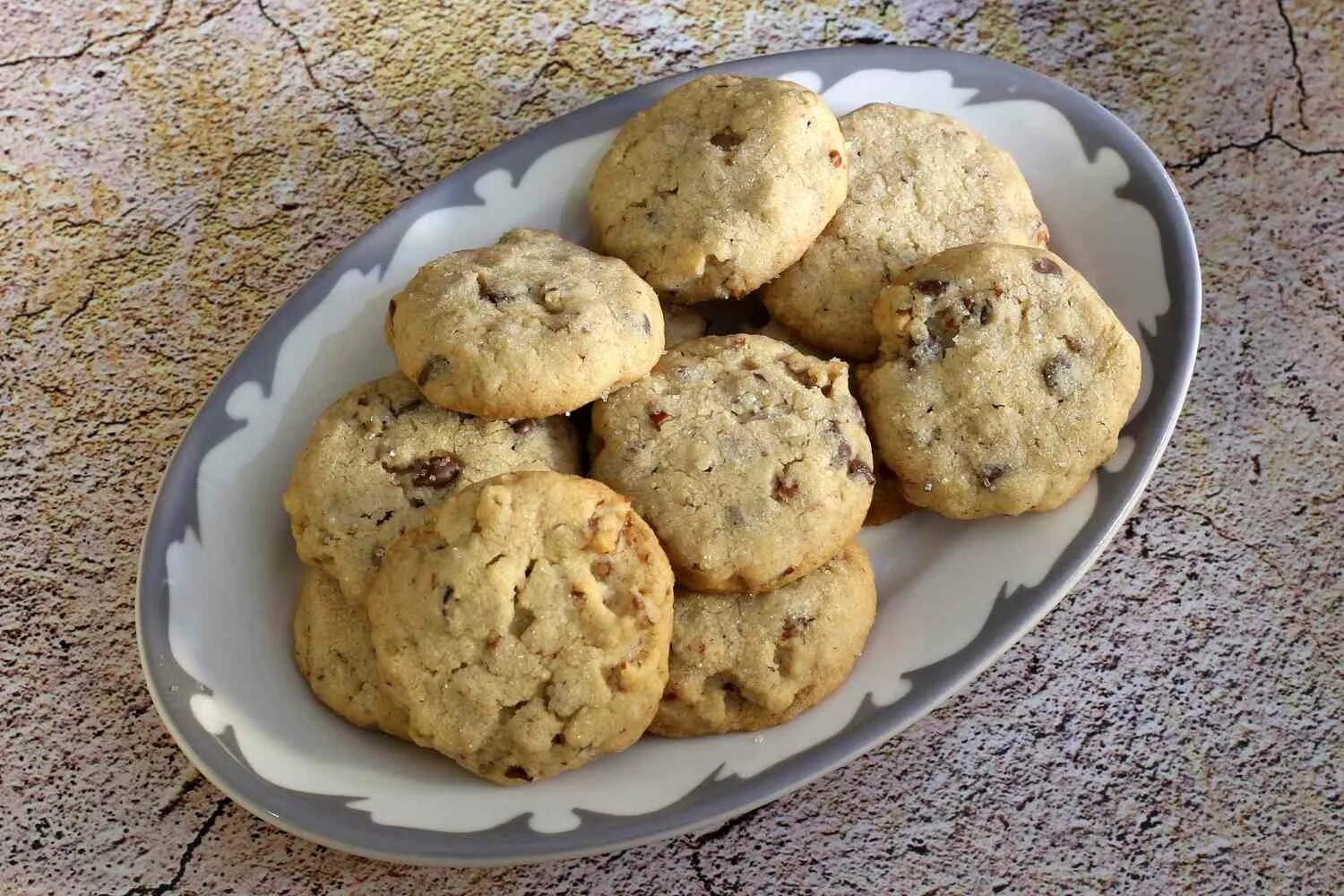 Irresistible Flaky Buttermilk Biscuits - Anolon