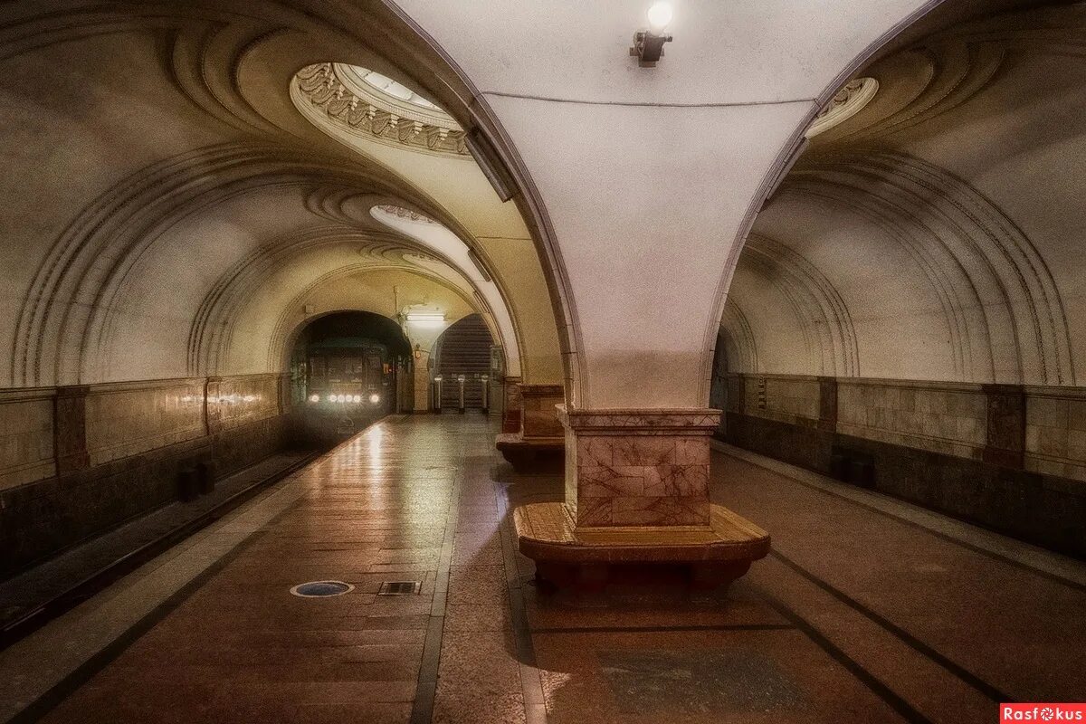 станция московского метро аэропорт. станция сокол 1935 москва. между станциями метро сокол и аэропорт. станция «сокол» московского метрополитена. станция «сокол» московского метрополитена.