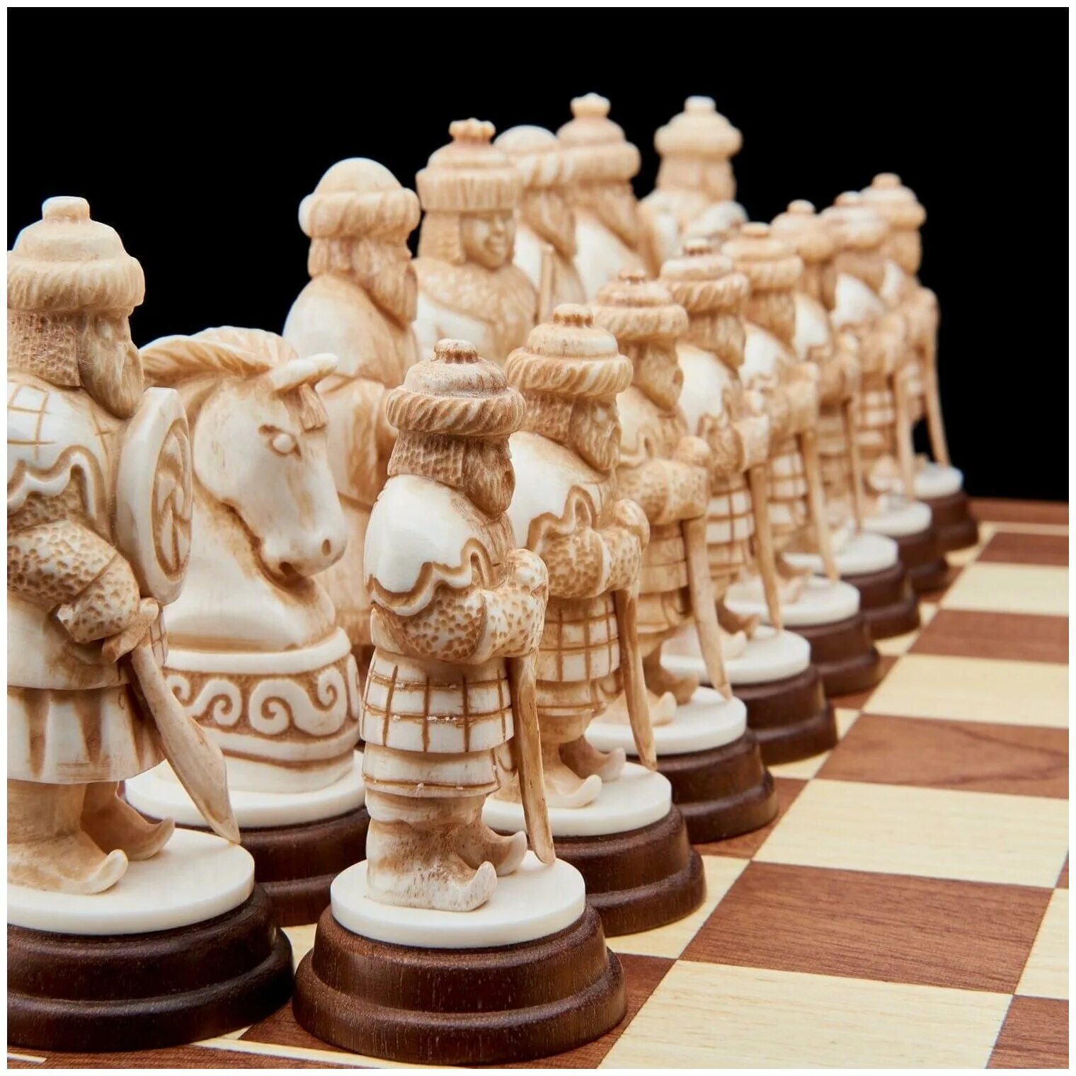 шахматы из кости. шахматы из слоновой кости. шахматы куликово поле. шахматы из кости. шахматы из слоновой кости ссср.