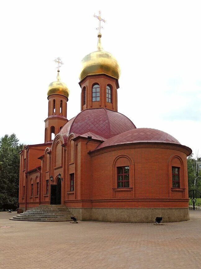 Дзержинский московской области церковь дм. Приход храма в честь святого благоверного дмитрия донского. Церковь дмитрия донского в дзержинском. Донского. Храм дмитрия донского воронеж.