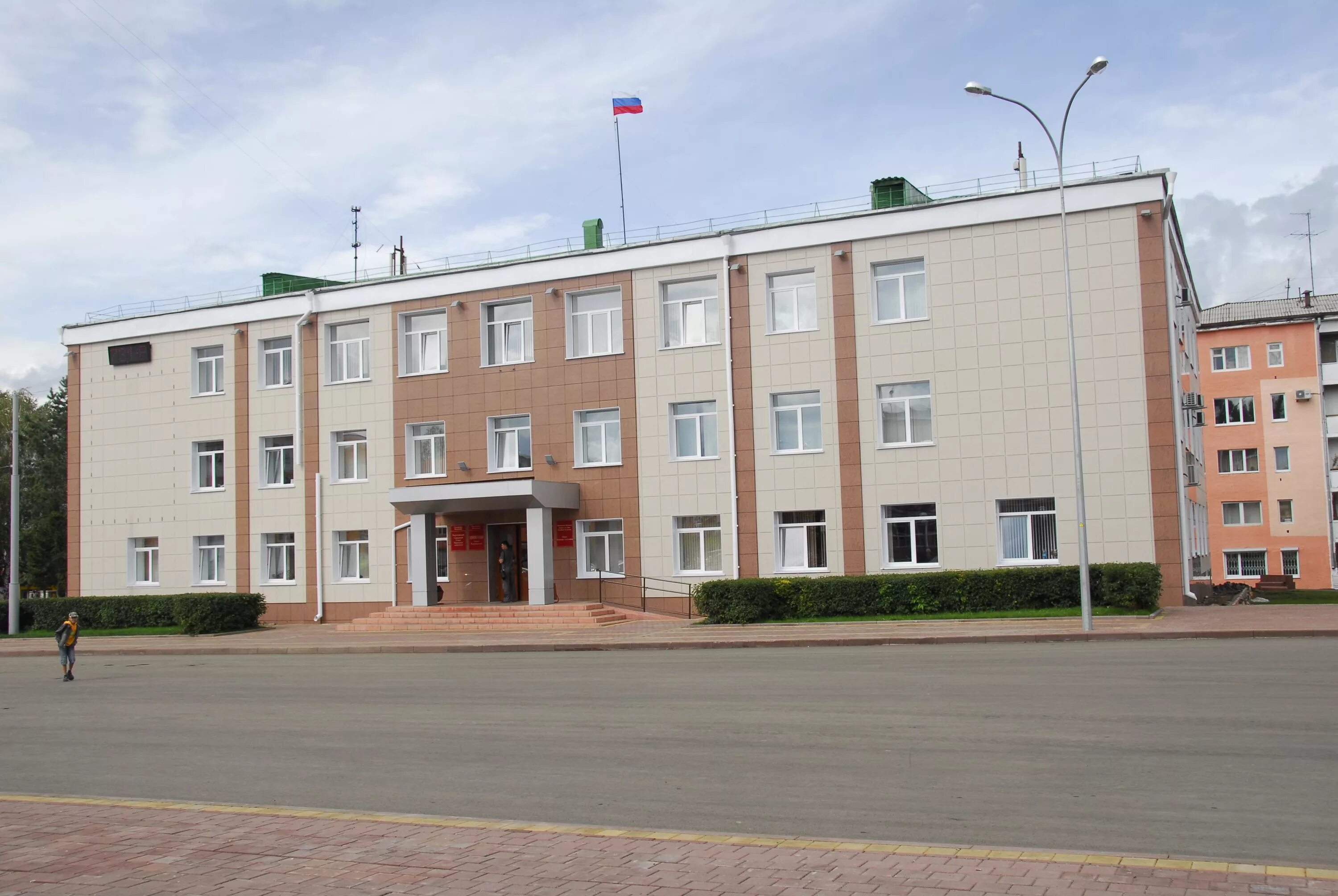 Погода кемеровская г березовский. Город Берёзовский Кемеровская. Администрация Березовского Кемеровской области. Город Берёзовский Кемеровская область музей. Кузбасс Березовский город администрация.