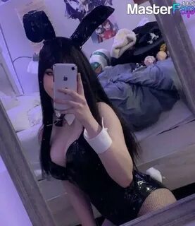 Wonder woman vs tiny terror - le-galopin.paris