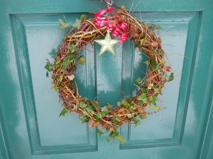 Making wreath