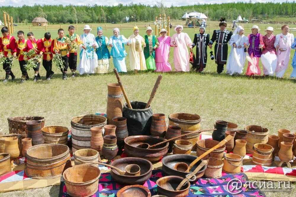 Сэргэ ысыах якутия. Ытык мааны маалтааны. Ысыах туьулгэ. Yakutistan. Ысыах чорон.