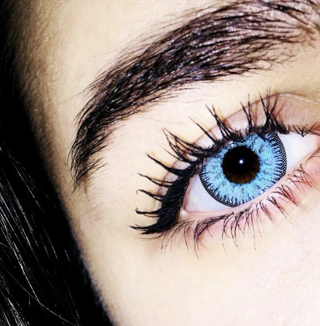 Eye f