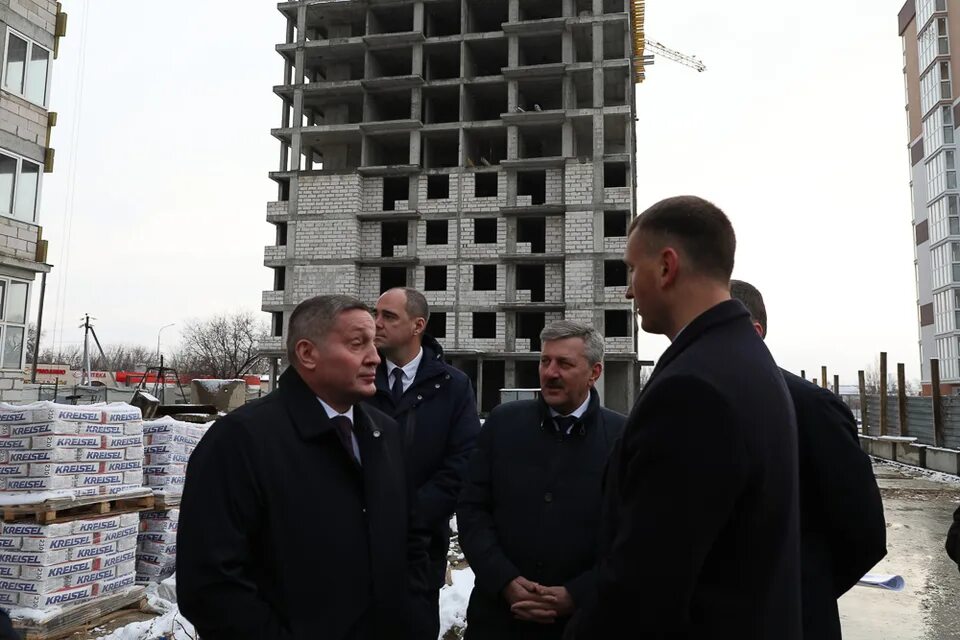 Обманутых дольщиков московского. Дольщики Татарстан. Отчаянные дольщики. Ничик Обманутые дольщики.