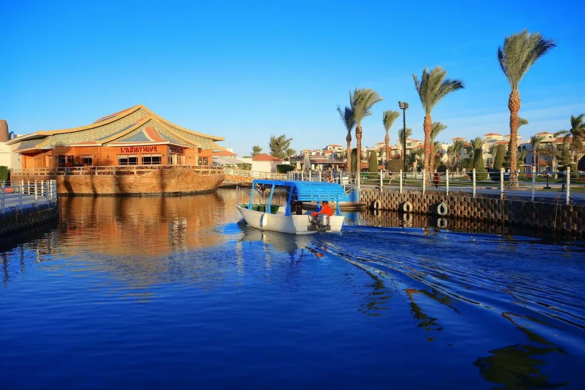 Dana beach resort 5 hurghada. Египет Albatros Dana Beach. Отель Dana Beach Resort 5 Египет Хургада. Albatros Dana Beach Resort 5 отель.