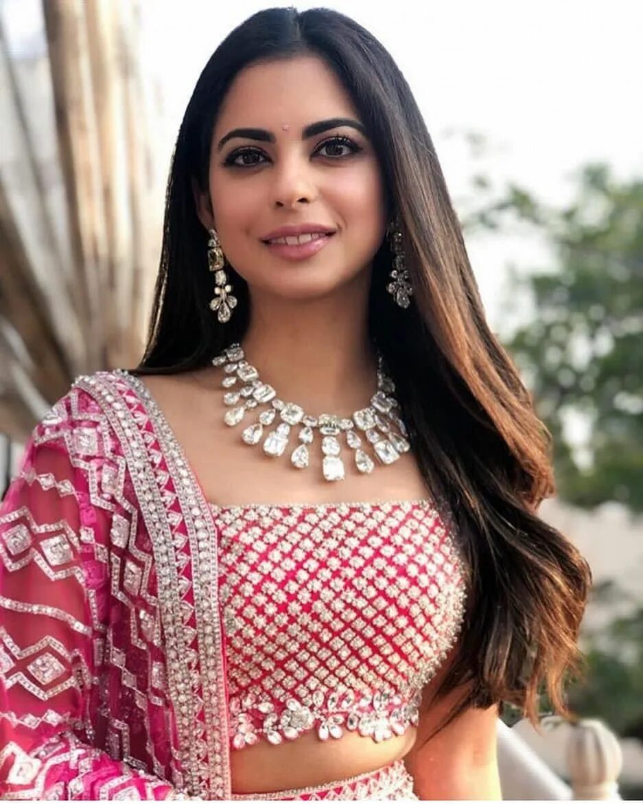 свадьба в индии. богатой индийской. современная индийская свадьба. свадьба акаша амбани. богатой индийской.