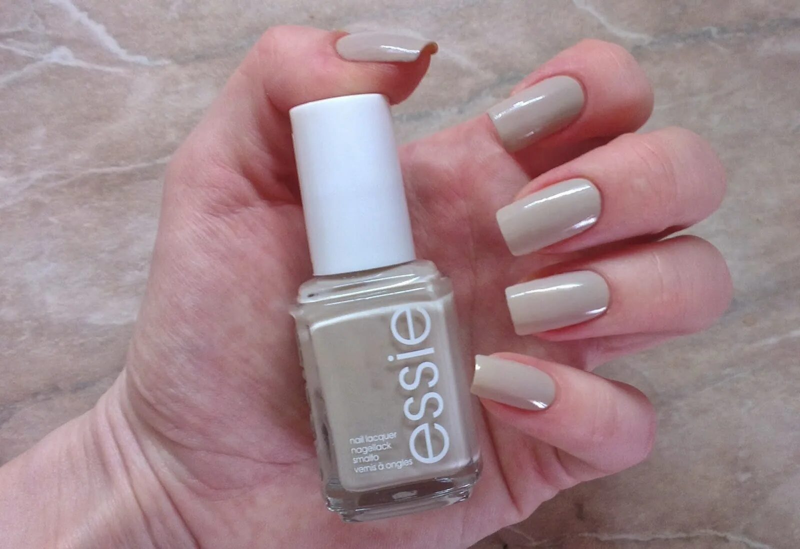 Essie bone. Essie Sand Tropez. Essie 11. Essie Tea crumpets. Essie 79.