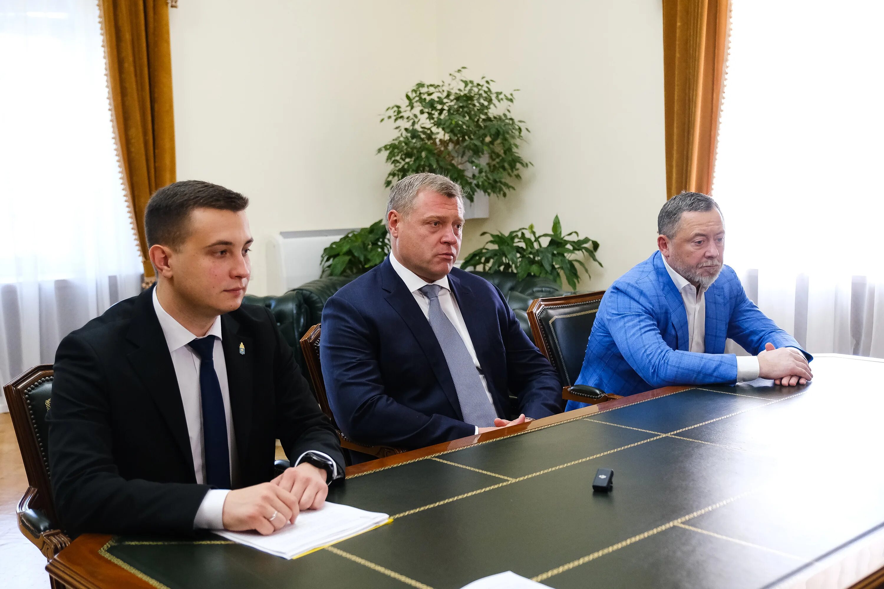 Норенко евгений иванович. Игорь меркулов ставрополь. Губернатор дагестана. Игорь никитин астрахань. Бабушкин губернатор астраханской области.