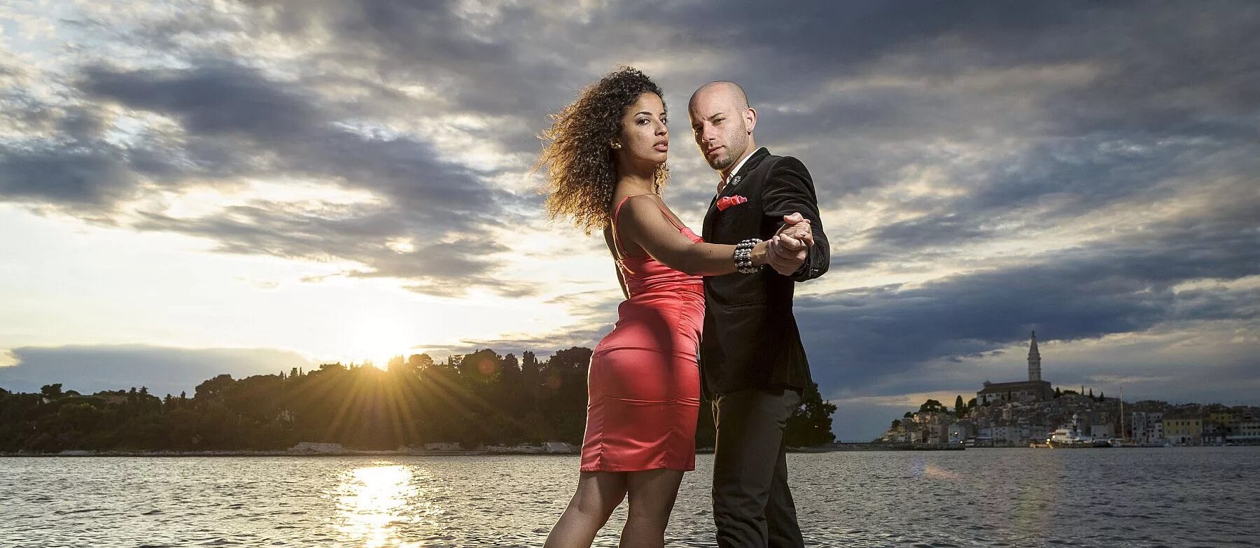 Таня ла алемана. Танцы хорхе атака и таня. Таня алемана и хорхе атака. Танцы хорхе атака и таня. Бачата атака.