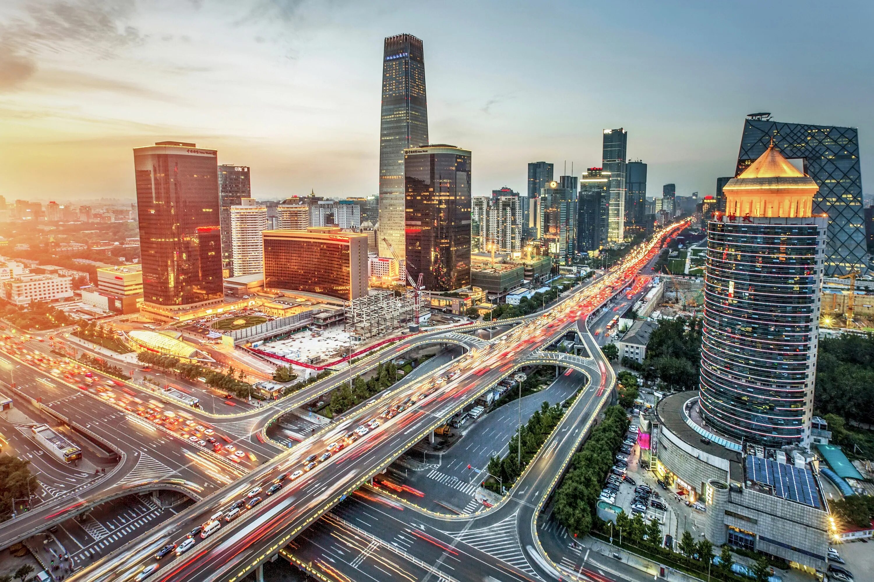 Три больших города. Шанхай 2022 город. Москва сити. Мегаполис в китае чунцин. Москоу сити река москва.
