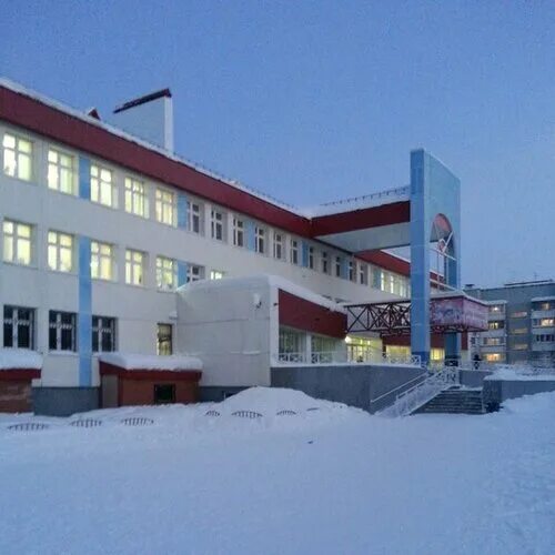 сургут про школы. сургут 33 микрорайон школа. 12 школа сургут. сургут про школы. школа 19 сургут.