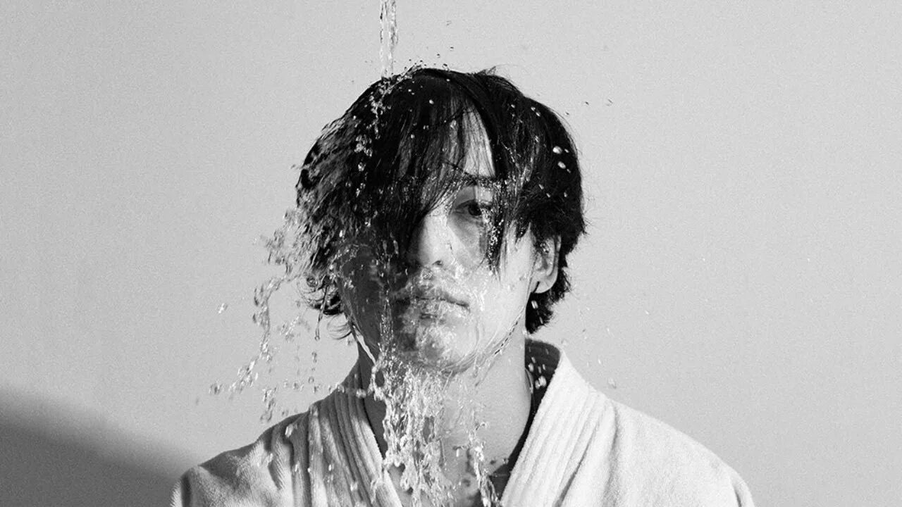 Joji dancing. Joji. Joji певец. George Miller Joji. Joji на аву.