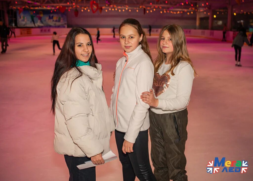 гринн лед орел. ледовая арена орел гринн. ледовая арена орел алроса. мегалед орел. каток гринн орел.