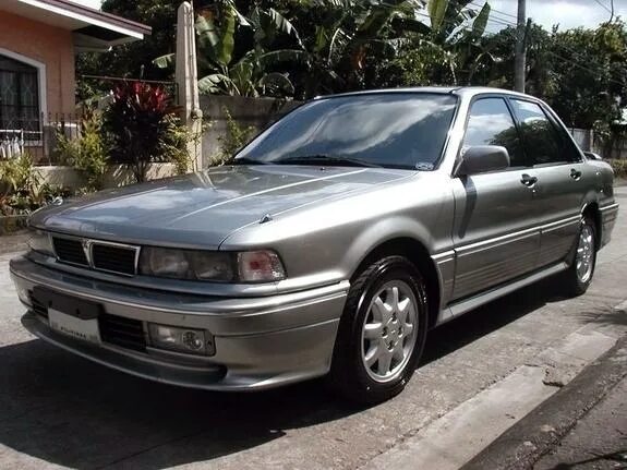 Mitsubishi 1992. Митсубиси Этерна 1992. Митсубиси Этерна Сава. Мицубиси Eterna 1992. Mitsubishi Eterna 6.