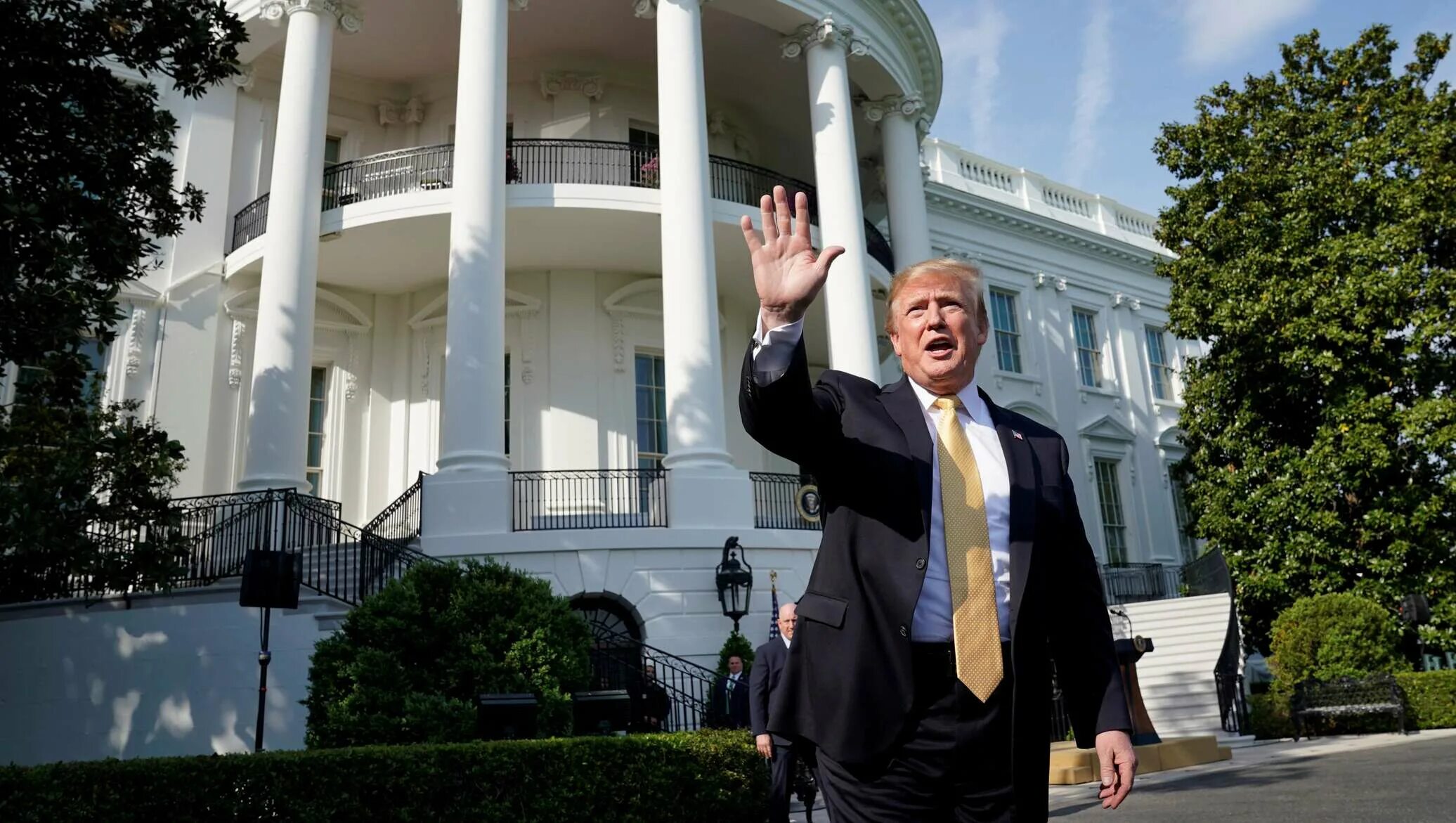 Белый дом сша. Представители белого дома фото. Адрес белого дома в вашингтоне. Белый дом сша внутри. Байден на лужайке белого дома.