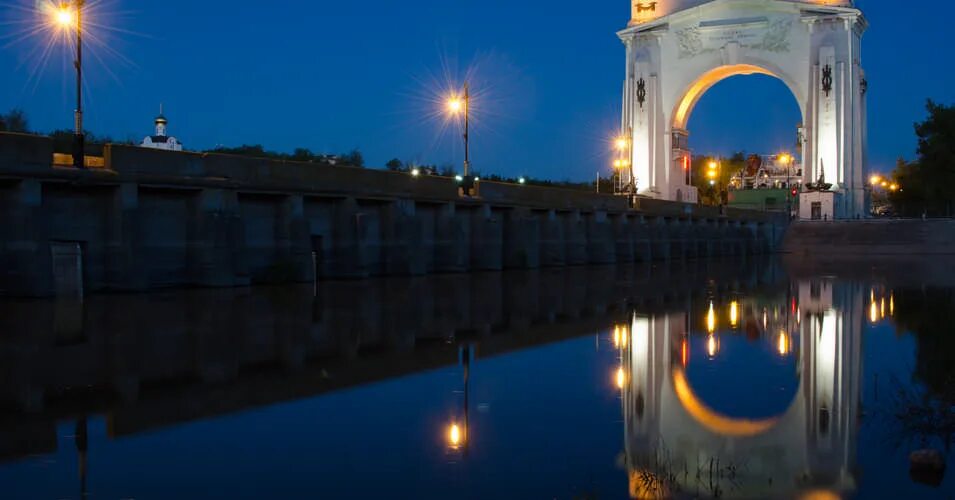 Арка в воде. Волго-Донской канал Волгоградская область. Арка Волго-Донского канала Волгоград. ВДСК шлюз №9. Волгодонской канал арка.