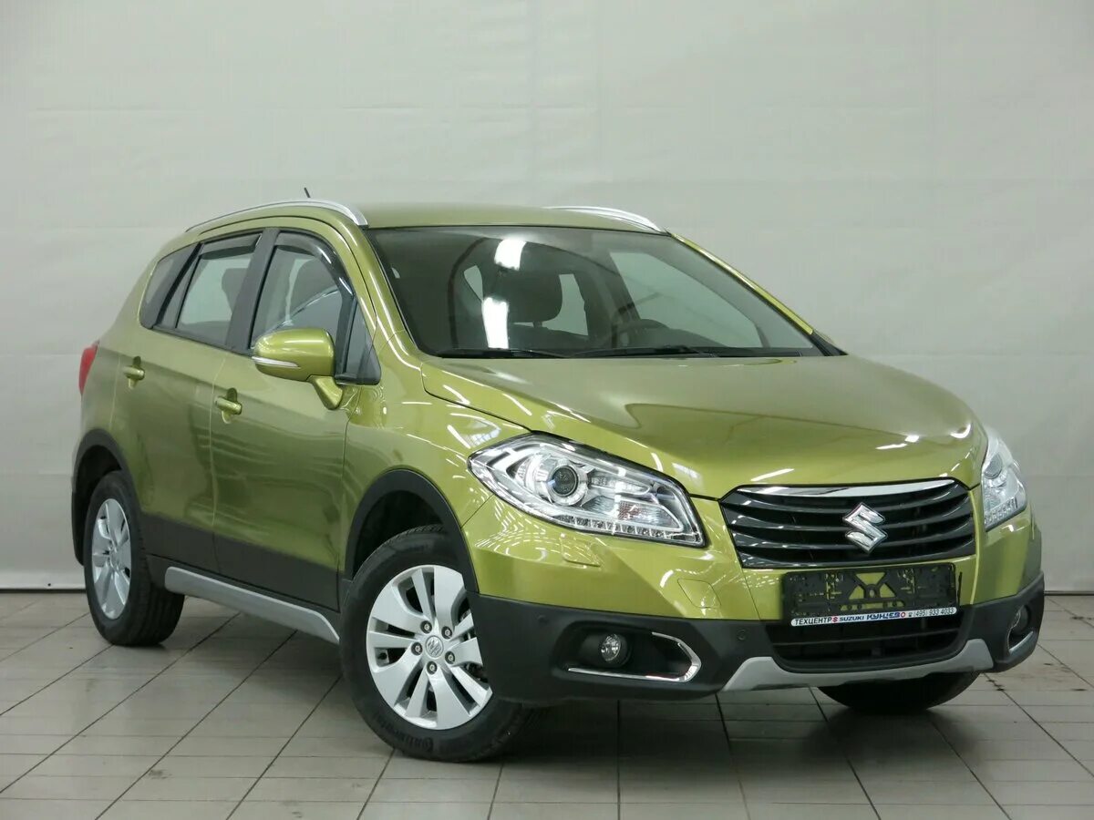 Сузуки сх4 поколения. Suzuki sx4 s-Cross 2013. Suzuki sx4 2 s-Cross. Suzuki sx4 II (S-Cross), 2014. Suzuki sx4 чёрная s Cross.