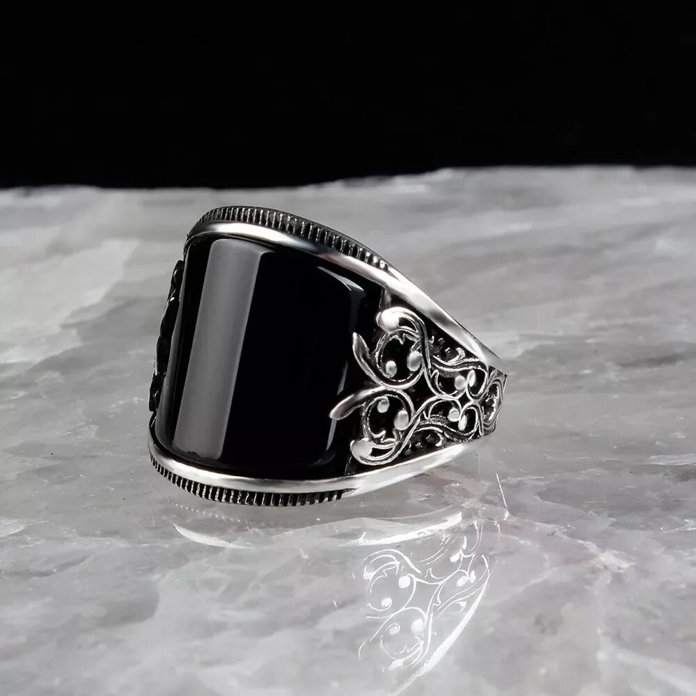 Перстни мужские серебро с камнями. Серебряное кольцо Silver 925. Sterling Silver 925 кольцо мужское. Sterling 925 серебро изделия. Серебра 925 пробы, с ониксом.