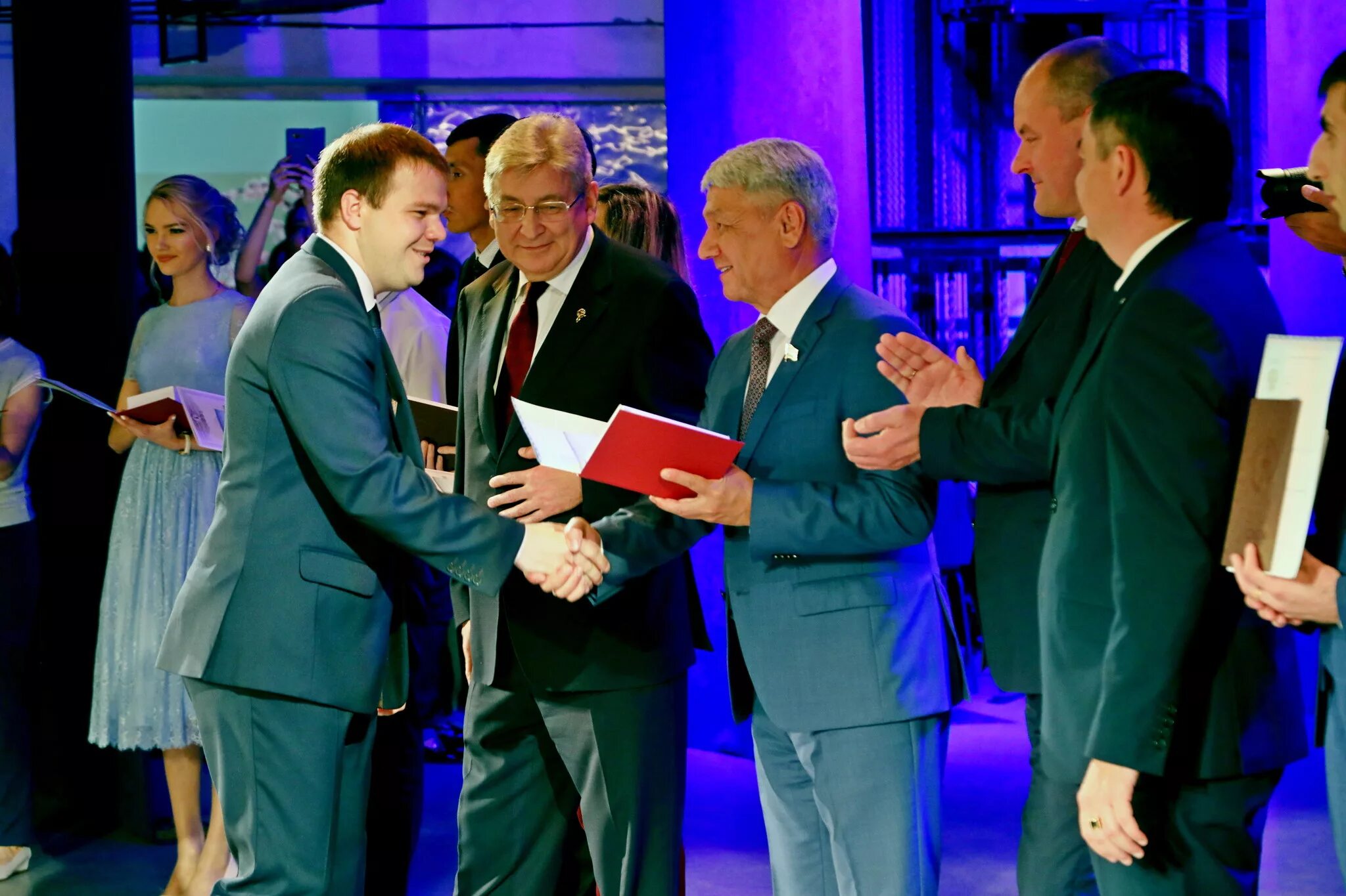 Спбгу мисс университет 2022. День вручения. Вручение призов. Торжественное вручение паспортов. День вручения.