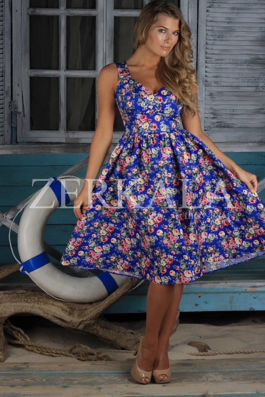 летнее платье с пышной юбкой. ситцевые платья модели. летний ситцевый сарафан.