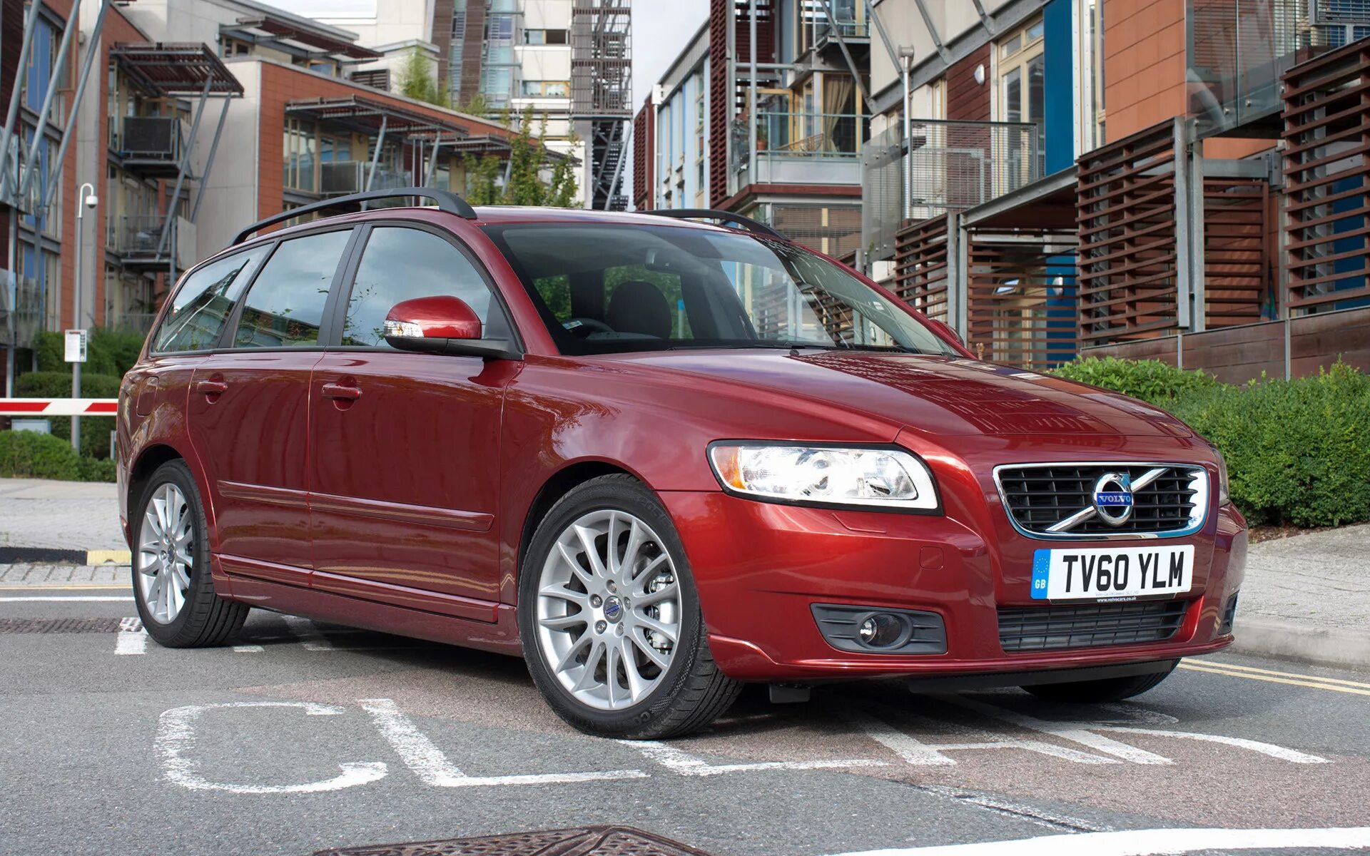 2010 50. Volvo v50 2010. вольво v50 2004. volvo v50 2013. volvo v50 r.