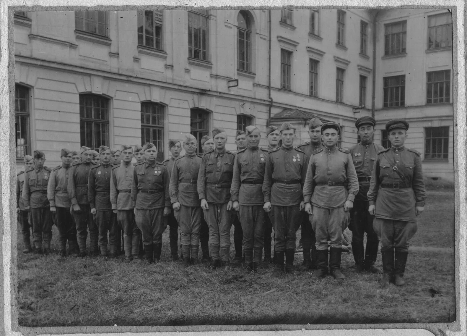 Гимназия имени Кекина Ростов Великий. Гимназия Кекина в 1945. Гимназия имени Кекина в годы войны-. Гимназия Кекина 1941. Сайт гимназии кекина ростов великий