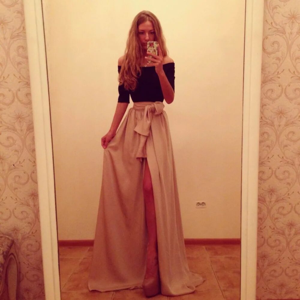 золотой песок красное платье. николаева елена золотой песок. золотой песок платья. золотой песок вечерние платья. платье золотой песок в цветочек.