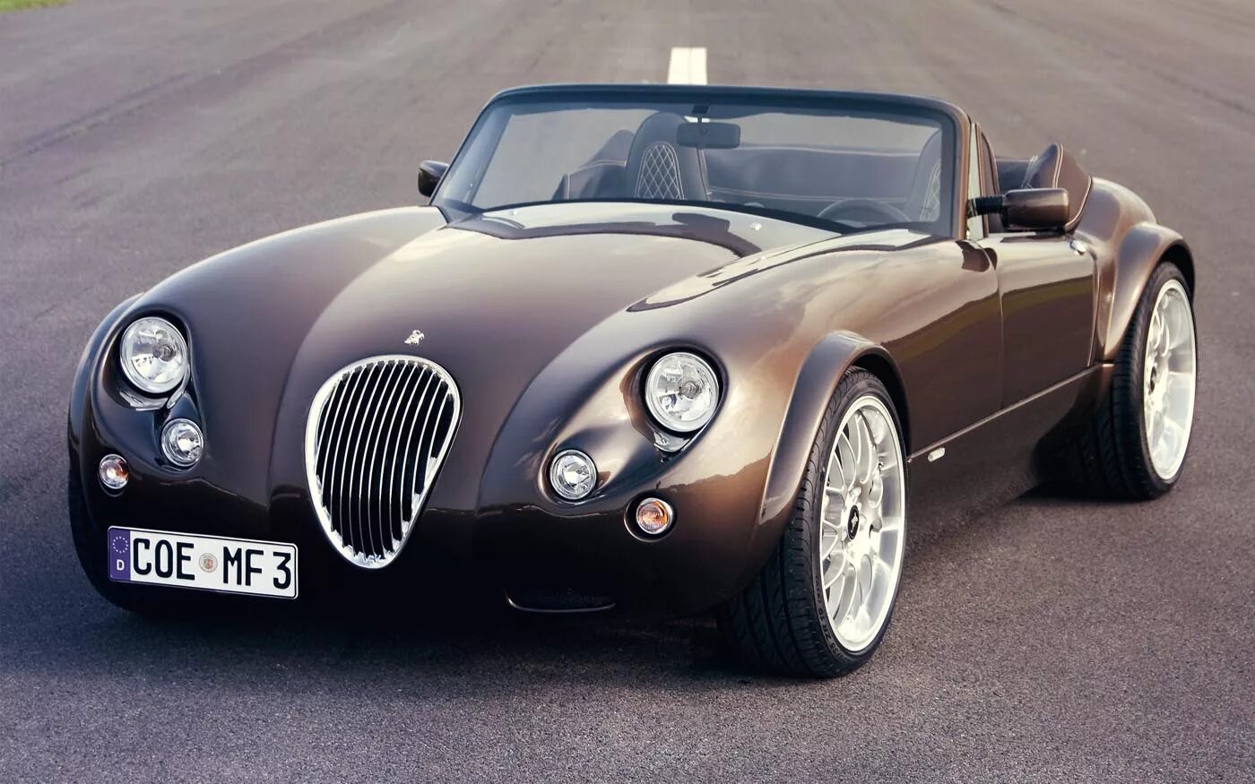 Как называется автомобиль. Wiesmann mf3. висман родстер mf3. автомобиль wiesmann mf 3. машина wiesmann roadster.