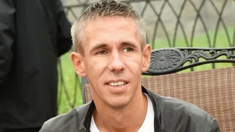 Қытайлық порно фотосуреттер қонақты қарсы алады